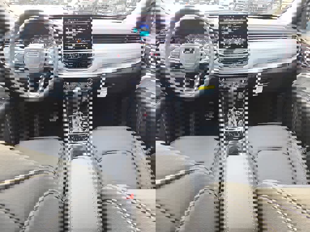 New 2026 Jeep Compass Limited image 15