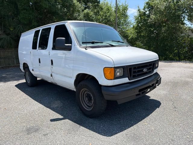 Used 2007 Ford E-250 and Econoline 250 RWD image 2