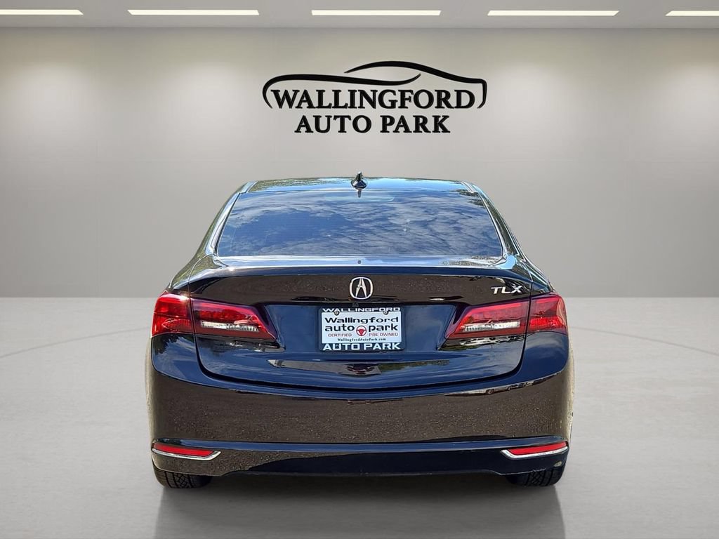 Used 2017 Acura TLX w/ Technology Package FWD image 4
