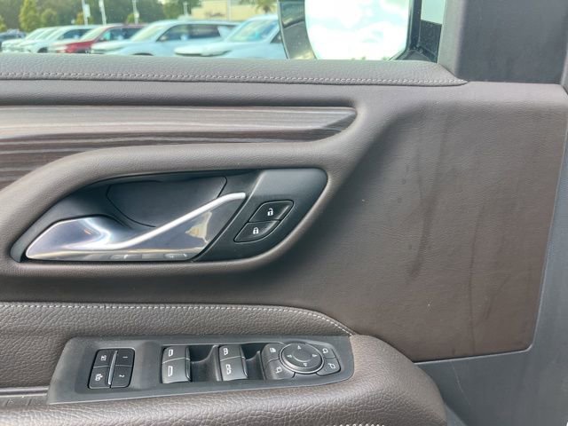 Used 2021 GMC Yukon XL Denali w/ Denali Premium Package image 15