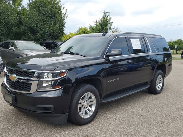 Used 2020 Chevrolet Suburban LT image 2