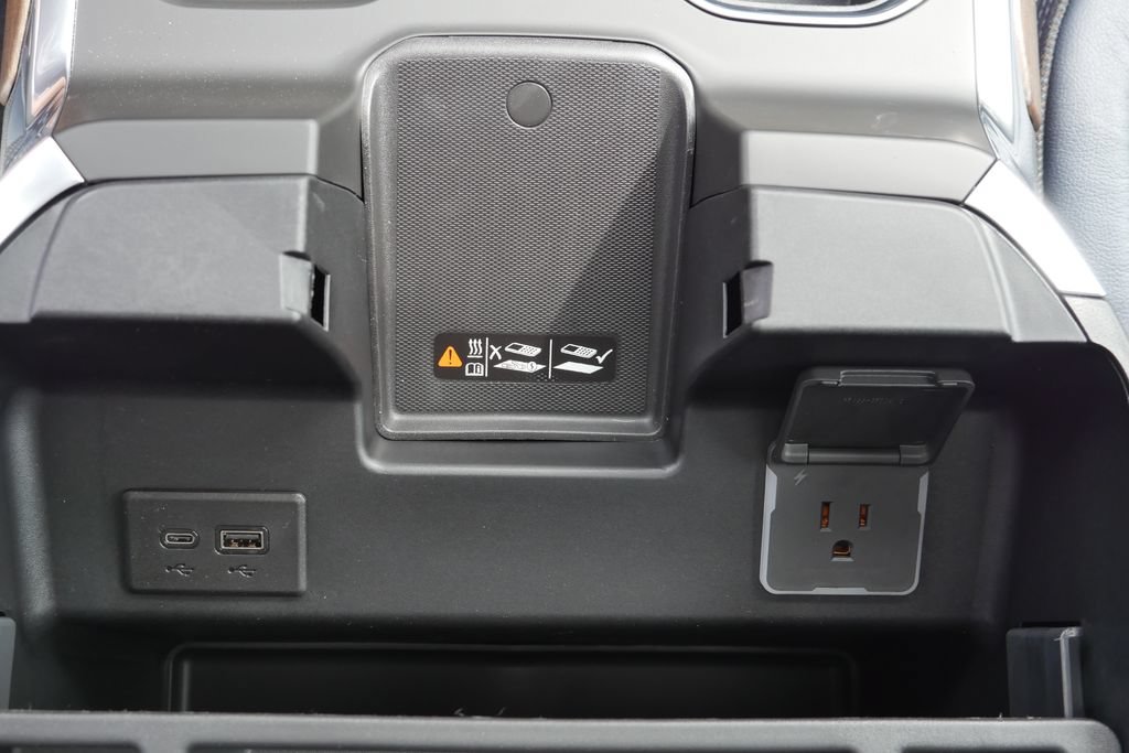 New 2026 Chevrolet Silverado 1500 High Country AWD/4WD image 37