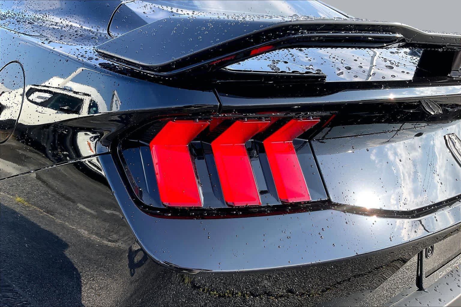 Used 2025 Ford Mustang Dark Horse RWD image 21