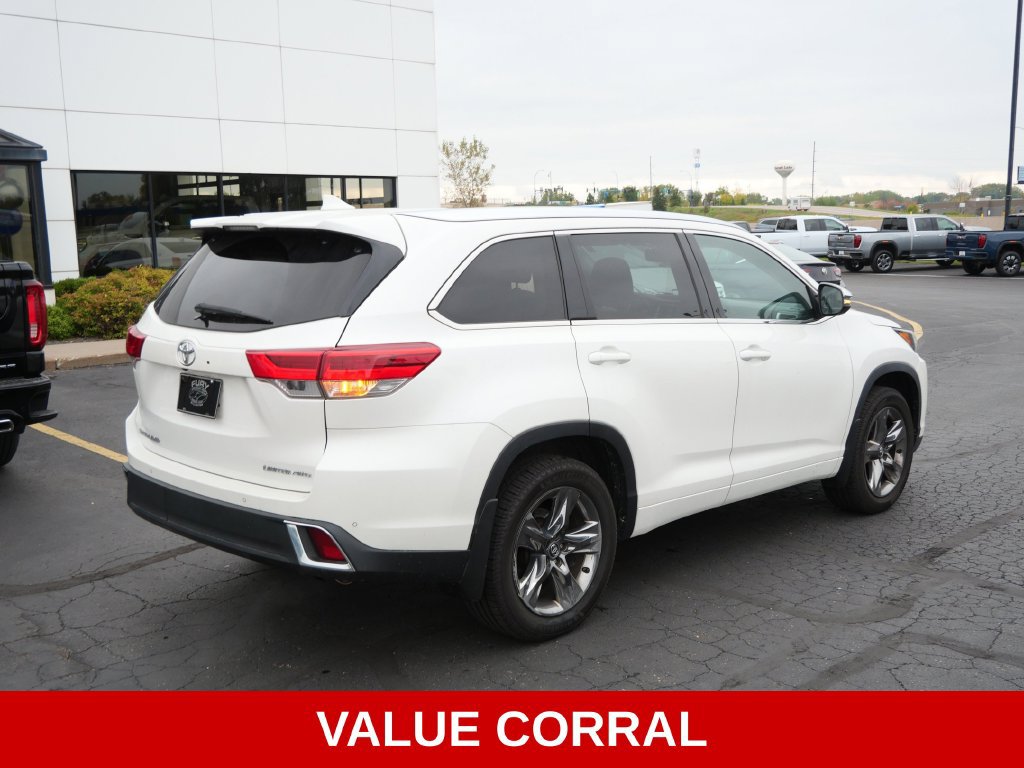 Used 2019 Toyota Highlander Limited Platinum AWD/4WD image 7
