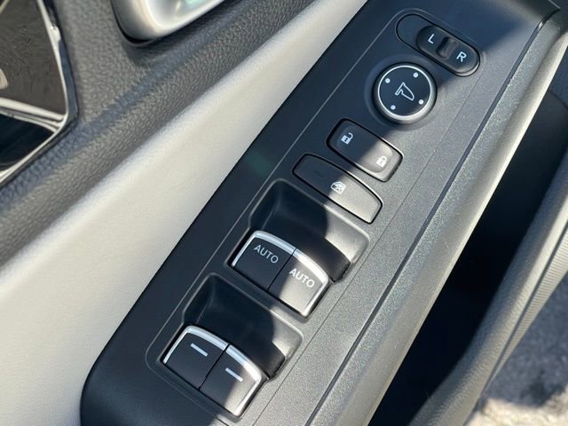 Used 2023 Honda Civic EX-L image 16