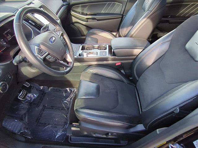 Used 2020 Ford Edge ST w/ Cold Weather Package image 16