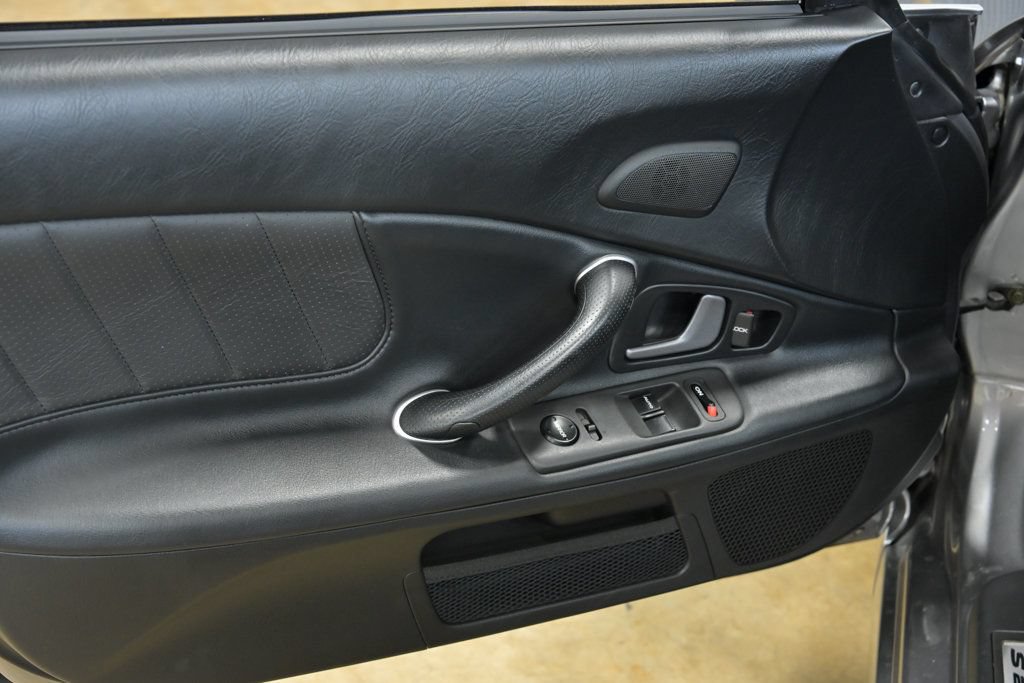 Used 2005 Honda S2000 image 28