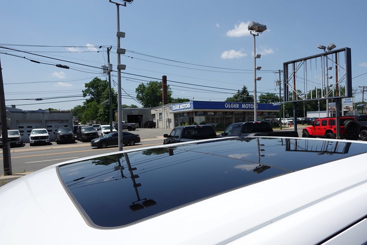 Used 2023 Ford F150 Lariat w/ Equipment Group 502A High AWD/4WD image 8