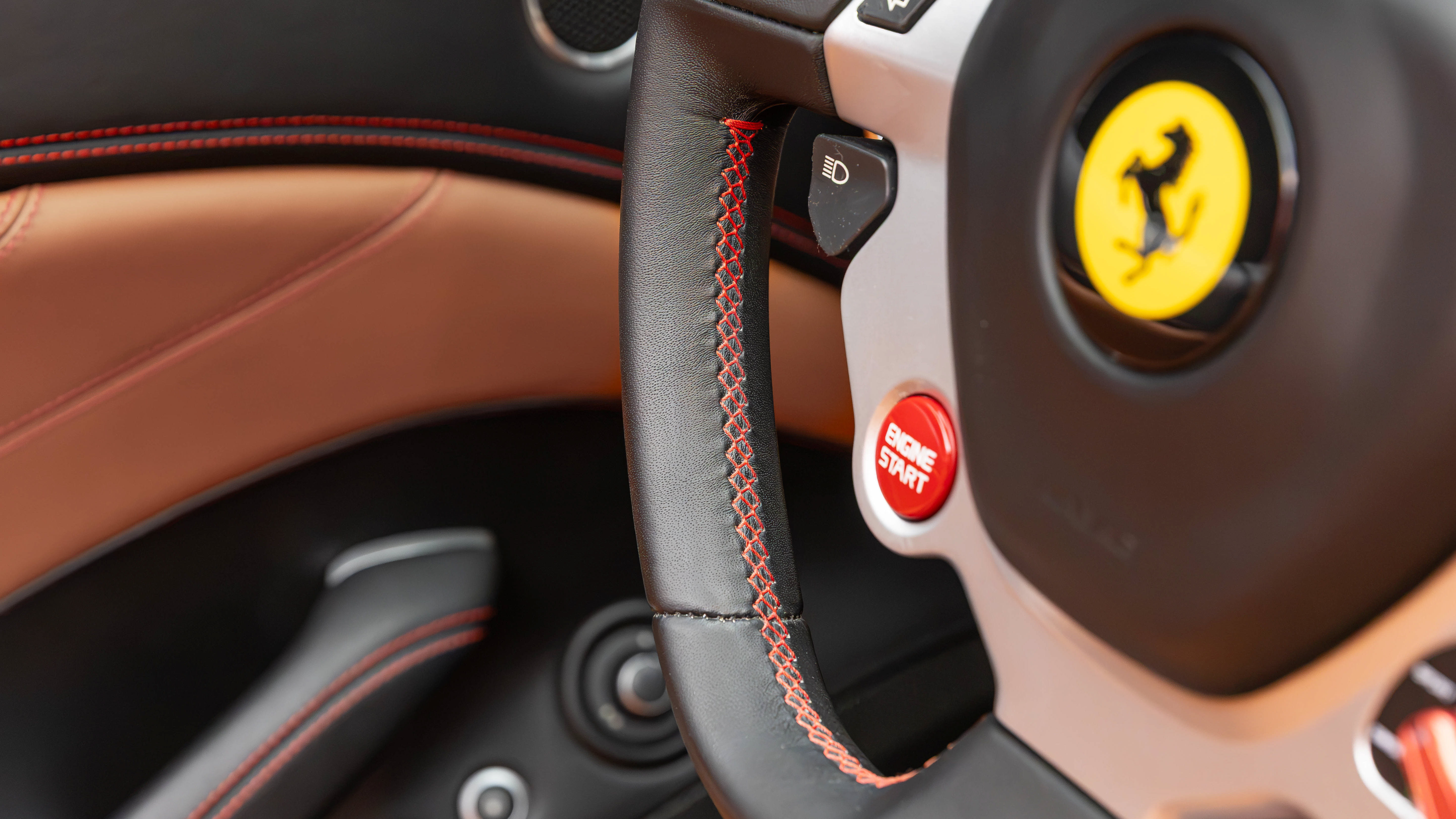 Certified 2016 Ferrari California T RWD image 28