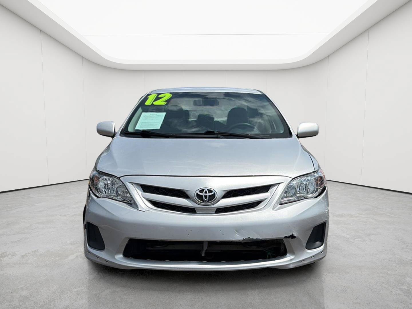 Used 2012 Toyota Corolla LE FWD image 2