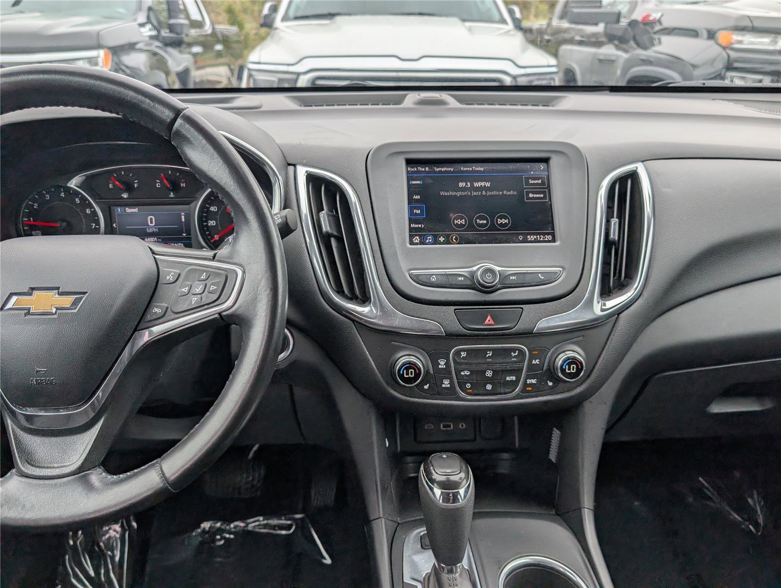 Used 2020 Chevrolet Equinox LT image 18