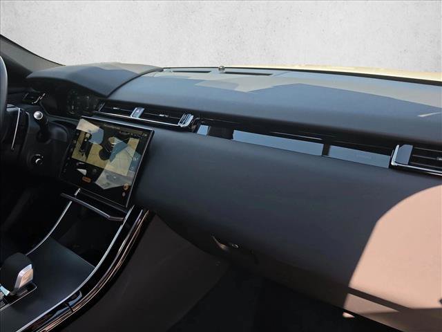 Used 2026 Land Rover Range Rover Velar S AWD/4WD image 18