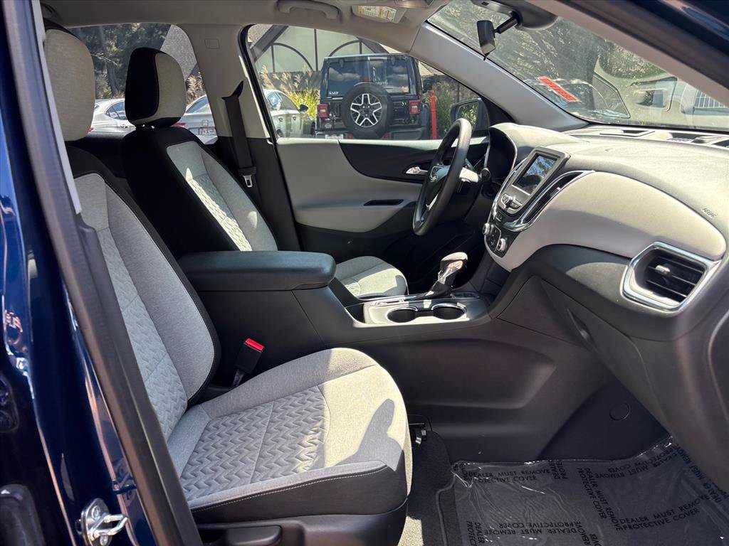 Used 2022 Chevrolet Equinox LS AWD/4WD image 22