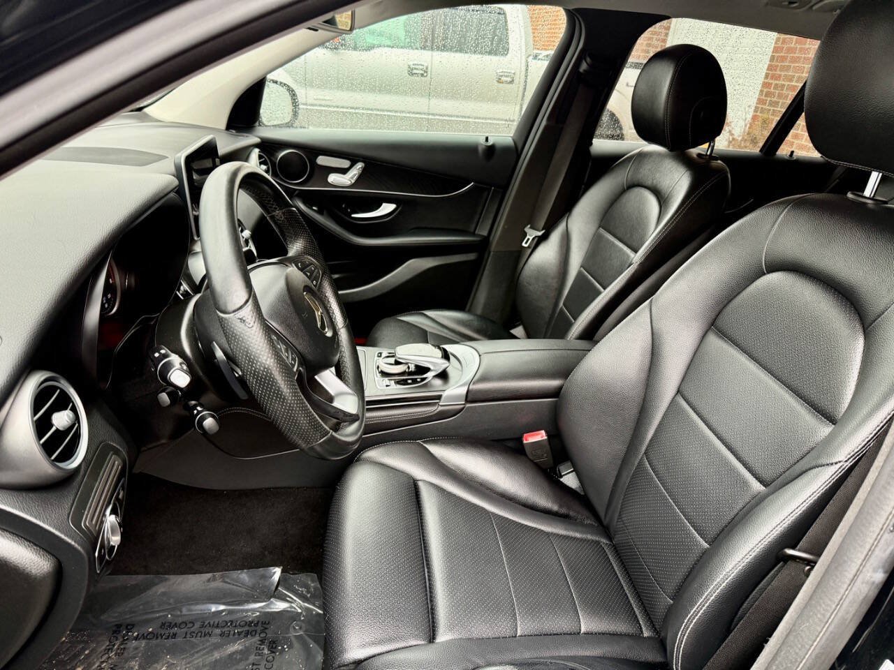 Used 2016 Mercedes-Benz GLC 300 w/ Premium Package image 31