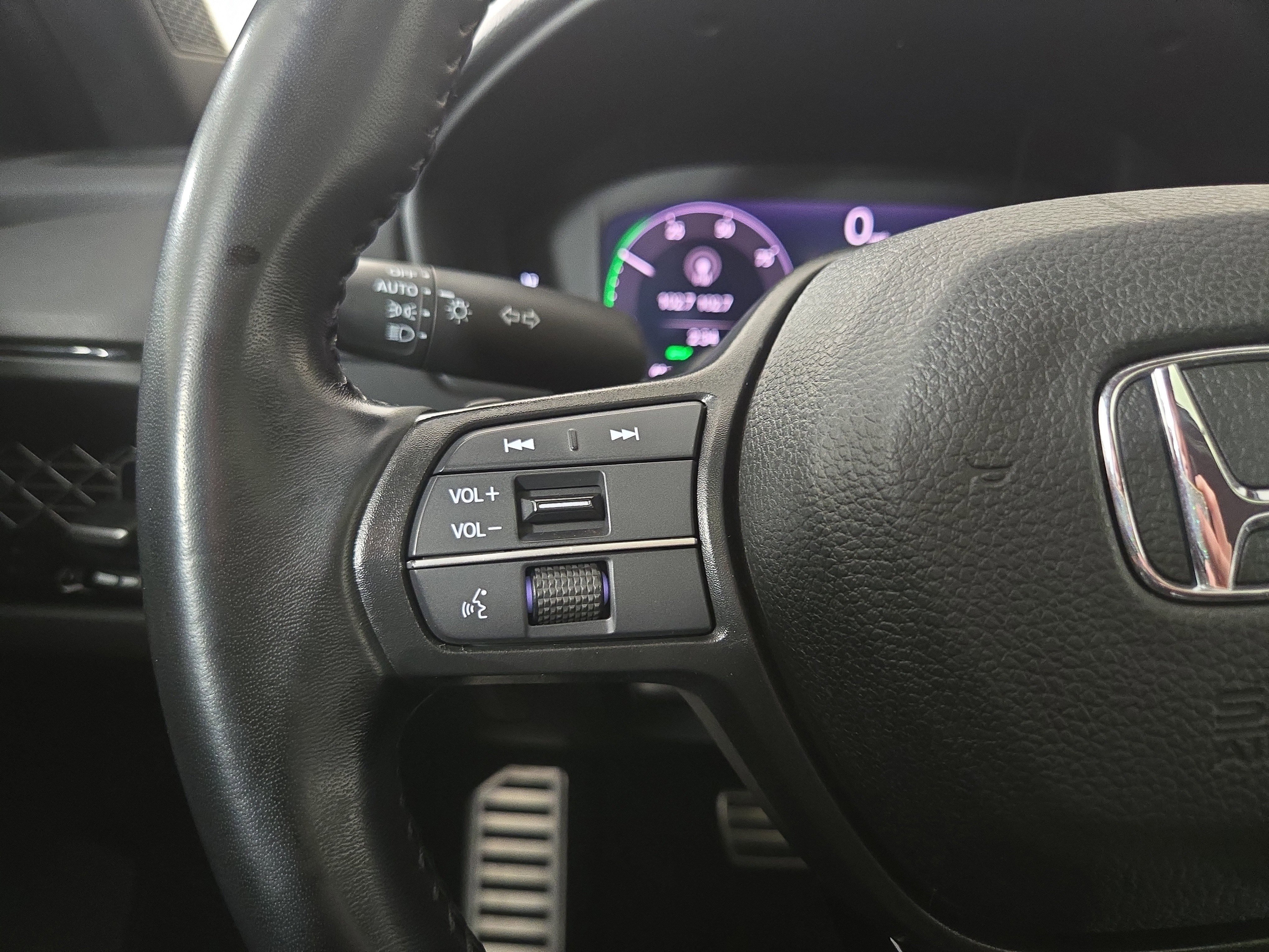 Used 2023 Honda Accord Sport image 15