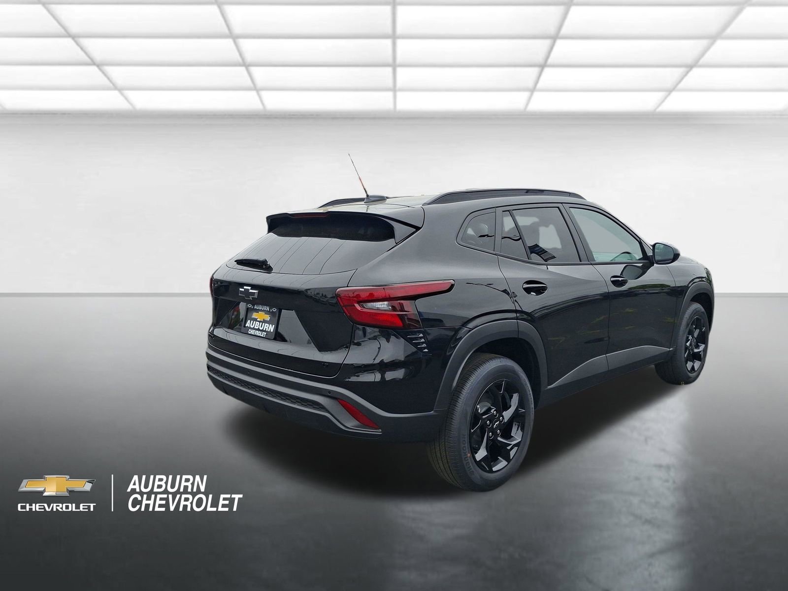 New 2026 Chevrolet Trax LT w/ Driver Confidence Package FWD image 3