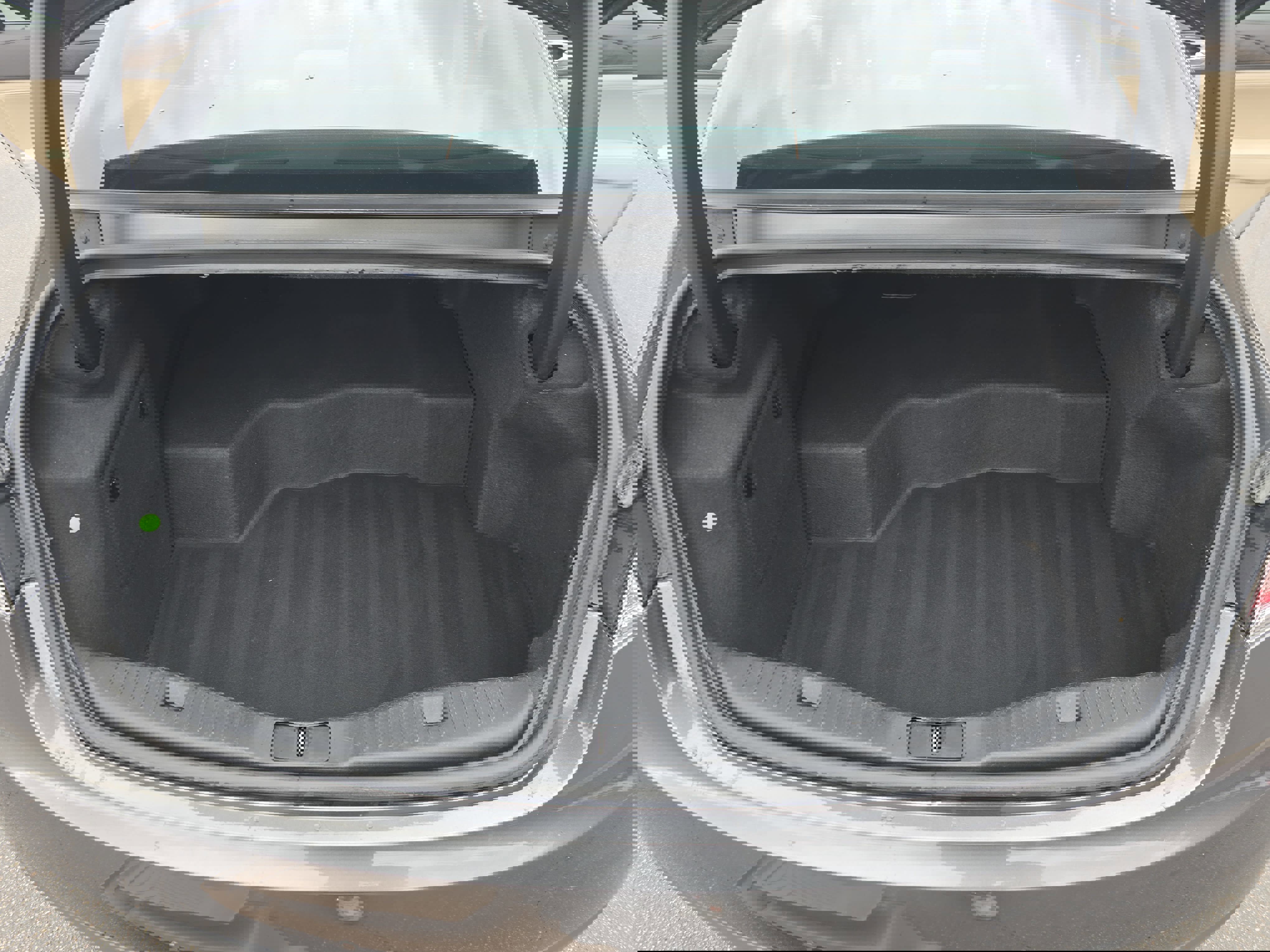 Used 2018 Lincoln MKZ Select w/ Technology Package image 12