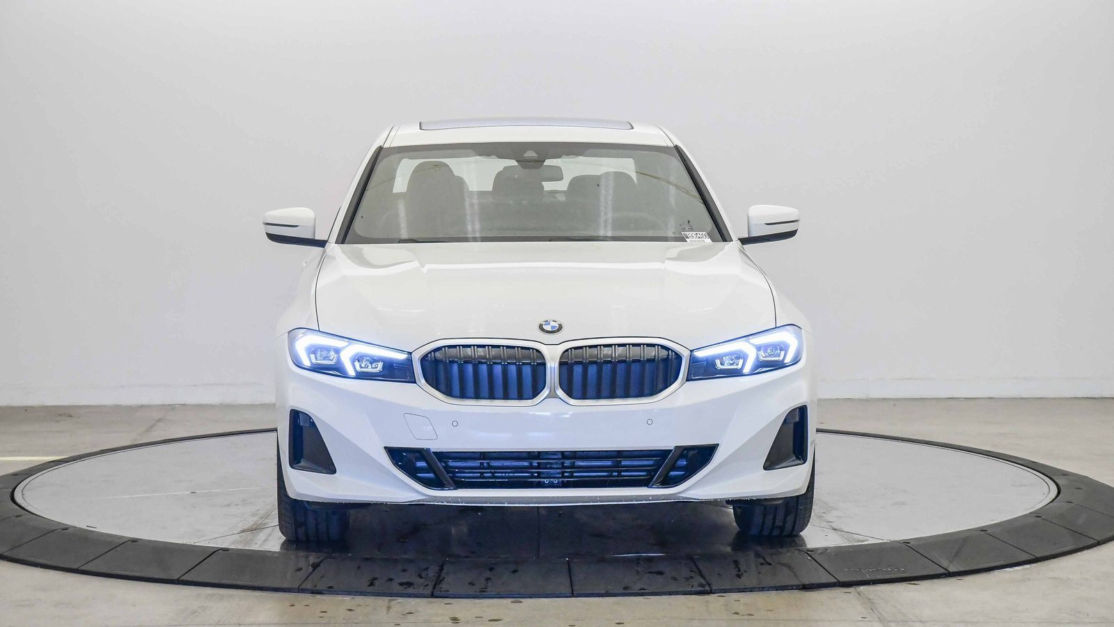 New 2026 BMW 330i Sedan w/ Convenience Package image 7