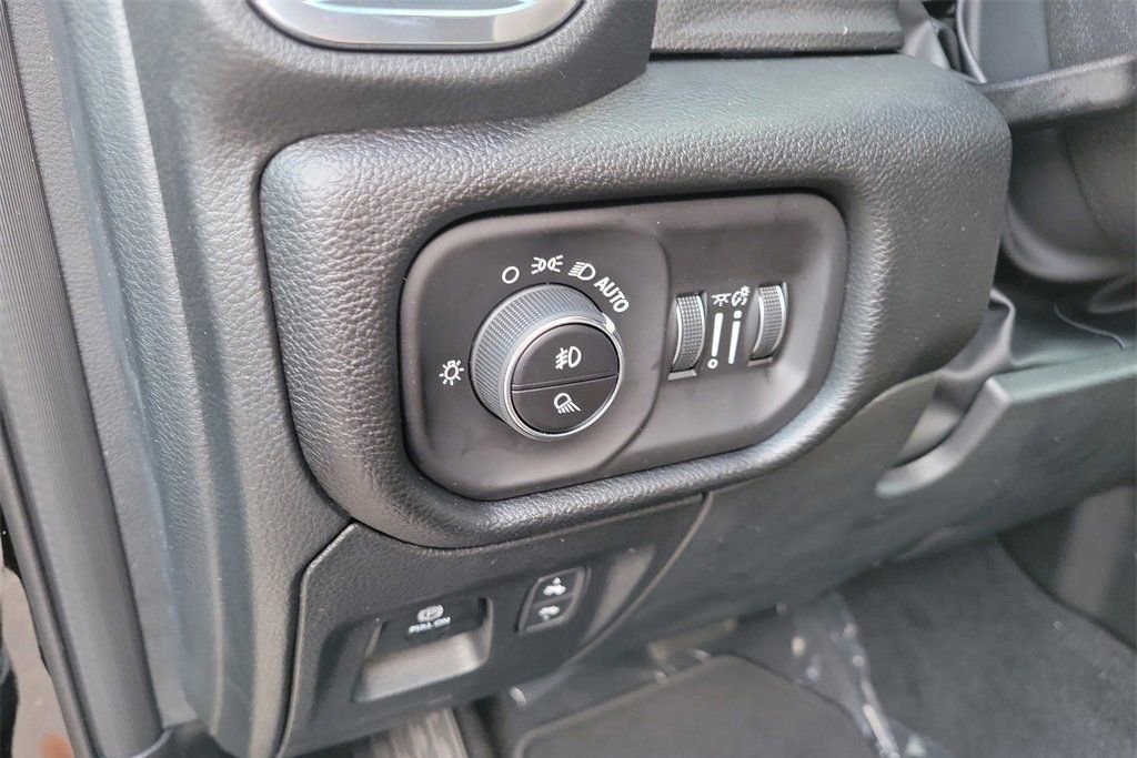 New 2026 RAM 1500 Laramie w/ Sport Appearance Package image 21