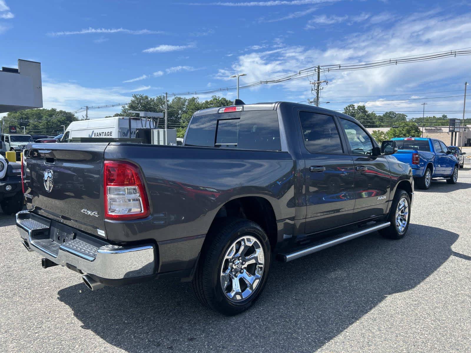 Used 2022 RAM 1500 Big Horn AWD/4WD image 3