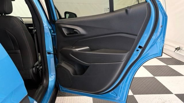 New 2026 Chevrolet Trax RS FWD image 24