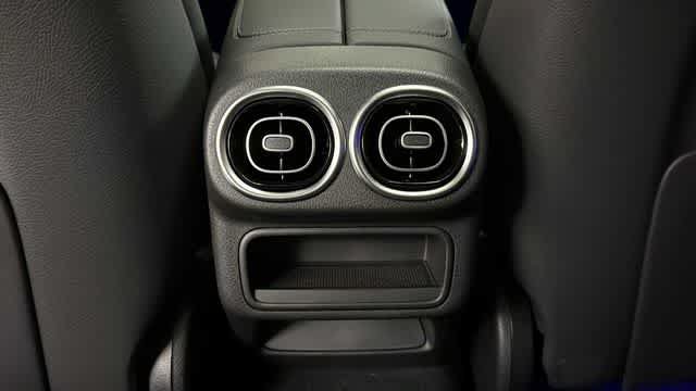 Certified 2026 Mercedes-Benz GLC 300 4MATIC image 29