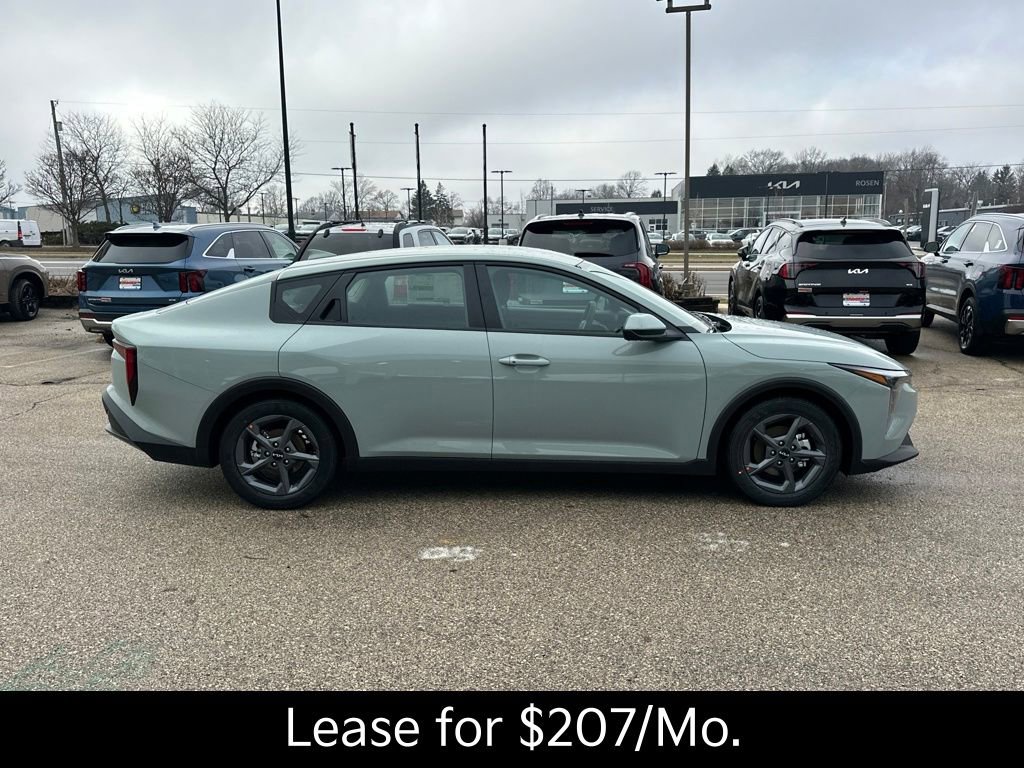 New 2025 Kia K4 LXS image 6