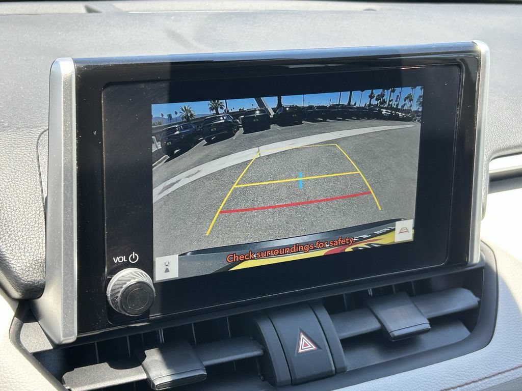 Used 2024 Toyota RAV4 XLE w/ Convenience Package FWD image 28