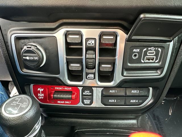 Used 2025 Jeep Wrangler Unlimited Rubicon 4xe w/ Convenience Group AWD/4WD image 42