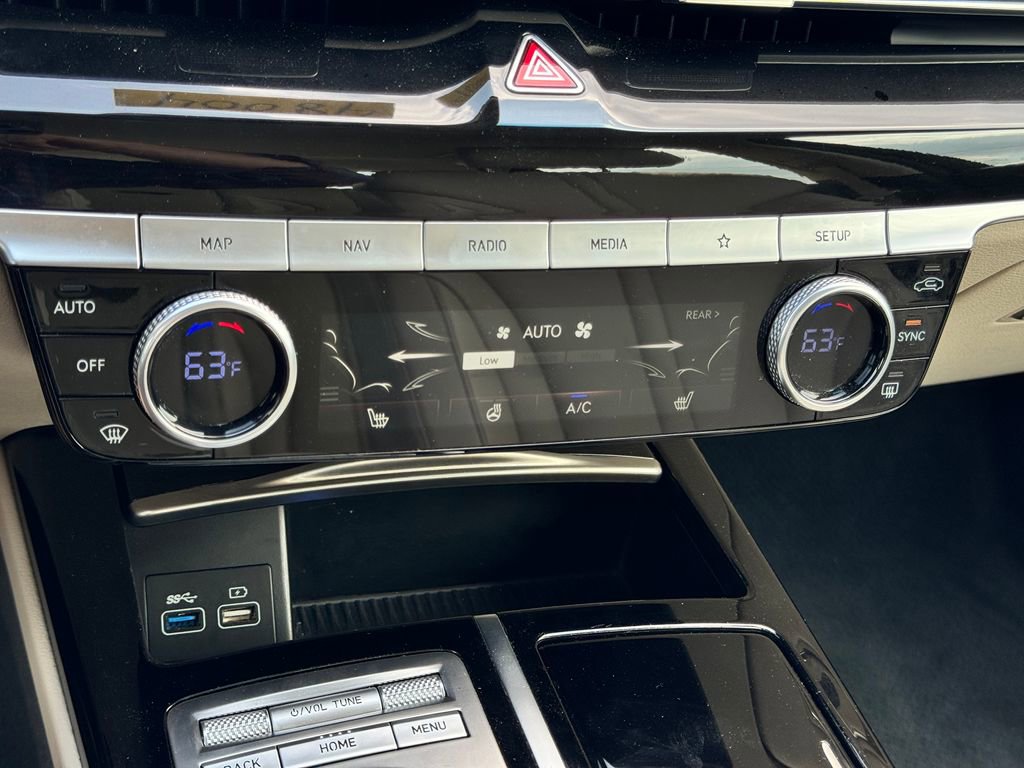 Used 2022 Genesis G80 2.5T image 22