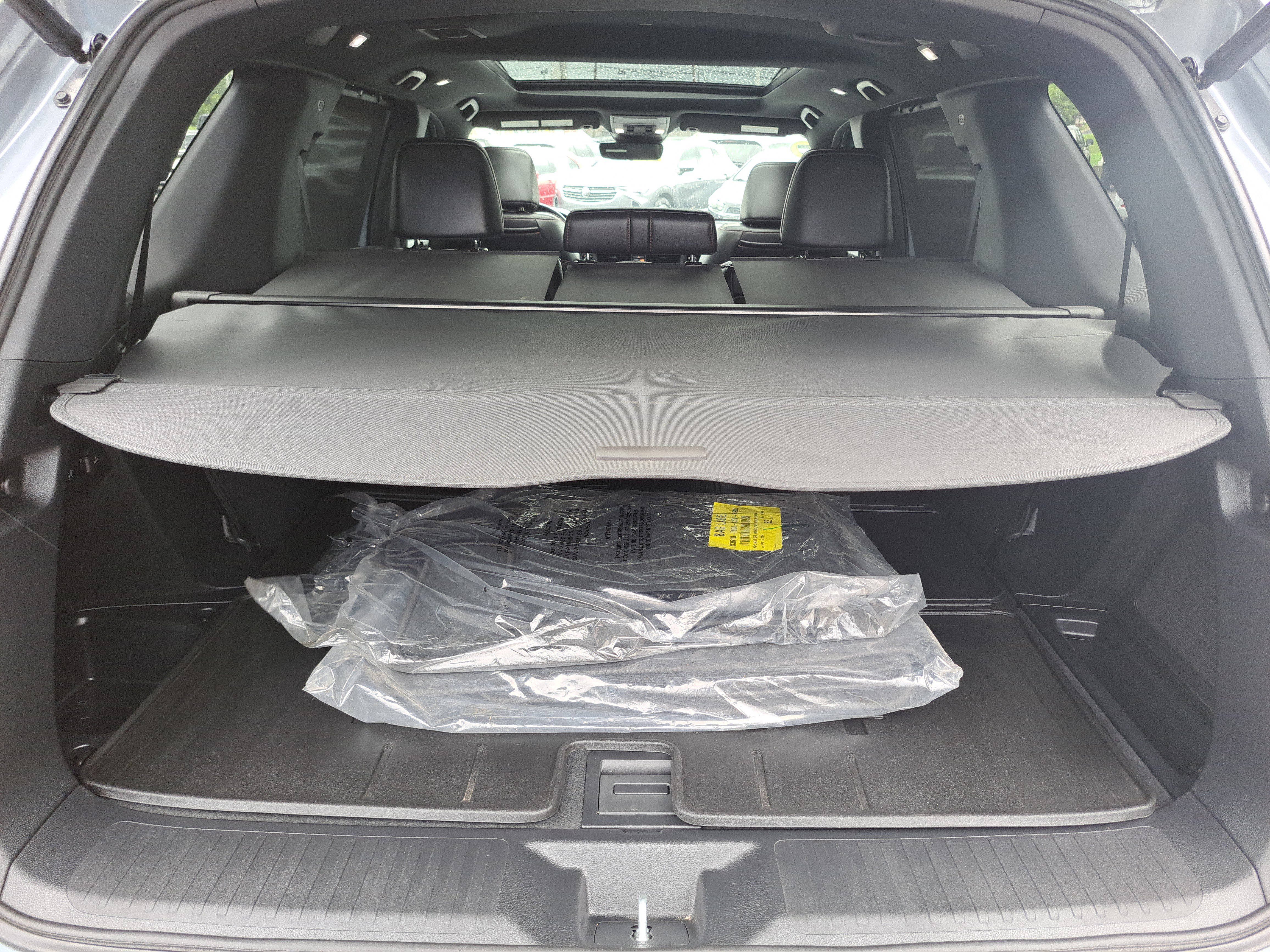 Used 2025 Honda Pilot Black Edition image 7