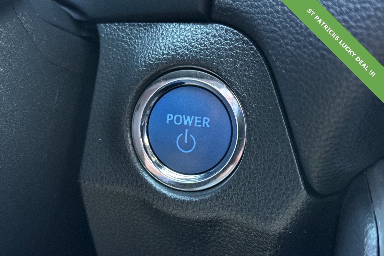 Used 2022 Toyota RAV4 SE w/ Convenience Package image 20