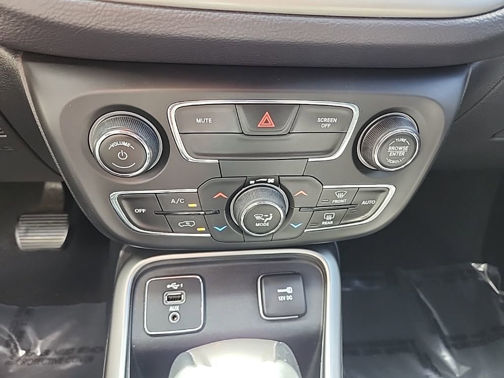 Used 2021 Jeep Compass 80th Special Edition image 28