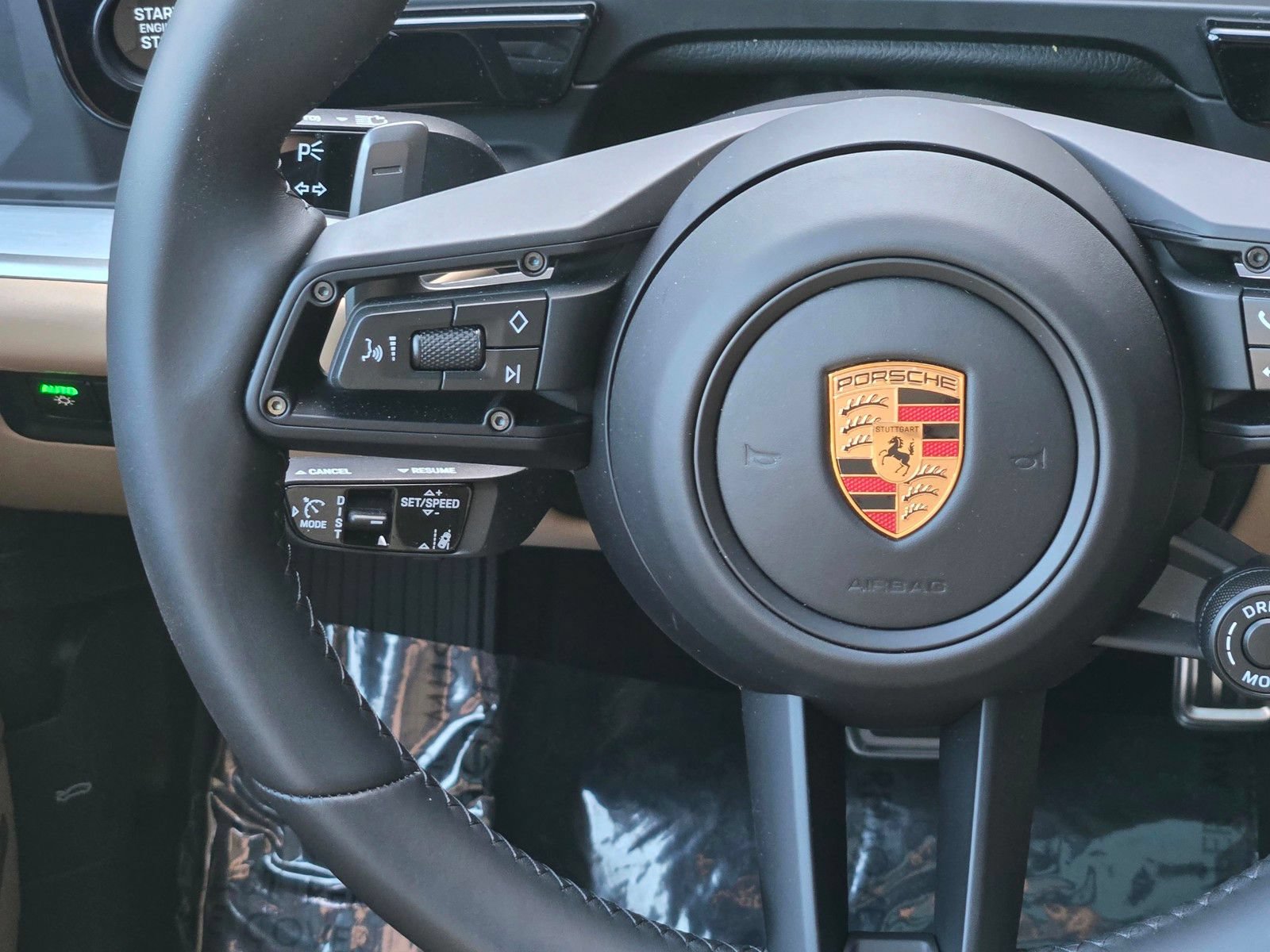 Certified 2026 Porsche Cayenne GTS AWD/4WD image 16