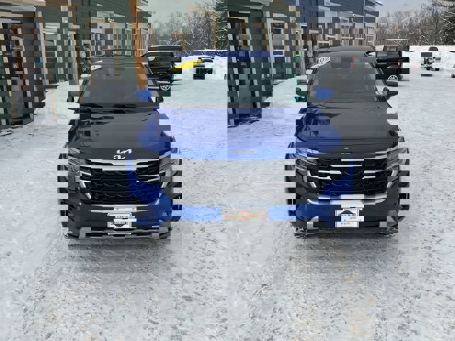 Used 2024 Kia Seltos LX image 4