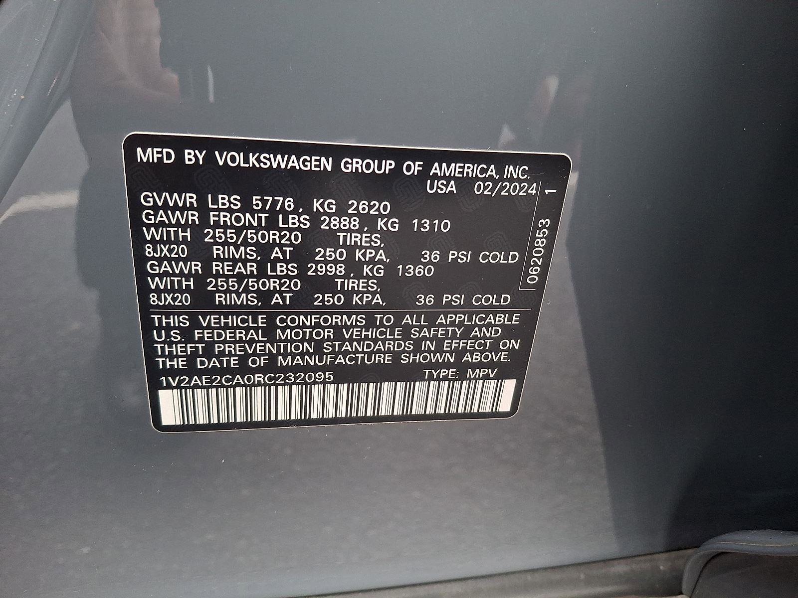 Used 2024 Volkswagen Atlas Cross Sport SEL R-Line image 26