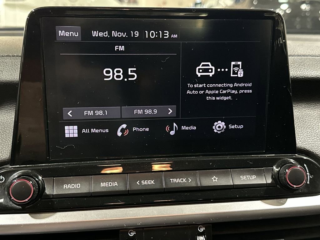 Used 2023 Kia Forte LXS image 12