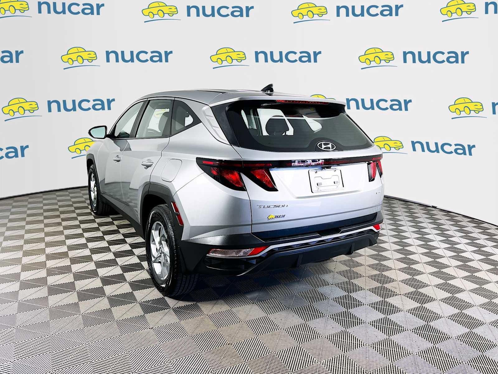 Certified 2023 Hyundai Tucson SE image 5