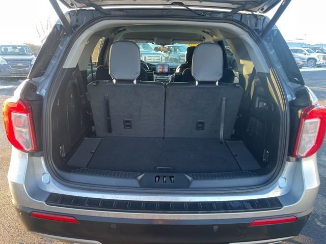 Used 2020 Ford Explorer XLT w/ Equipment Group 202A image 21