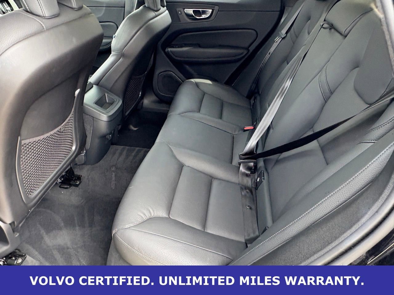 Certified 2025 Volvo XC60 B5 Plus AWD/4WD image 32