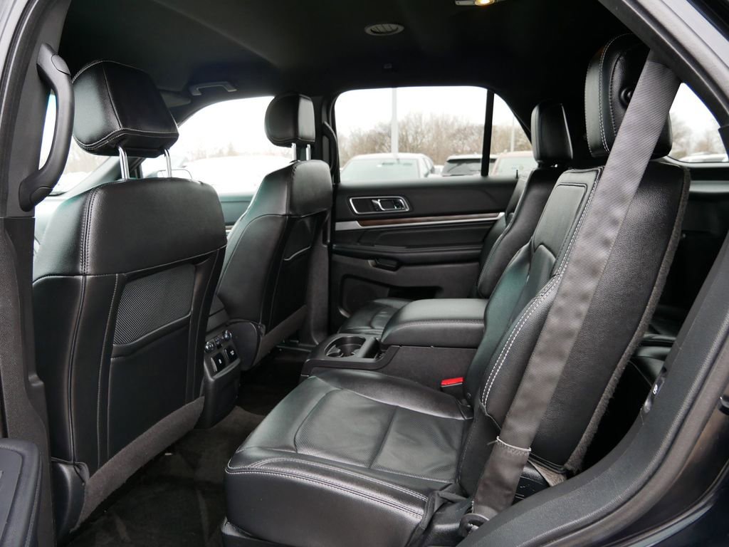 Used 2016 Ford Explorer Limited w/ Equipment Group 301A image 11