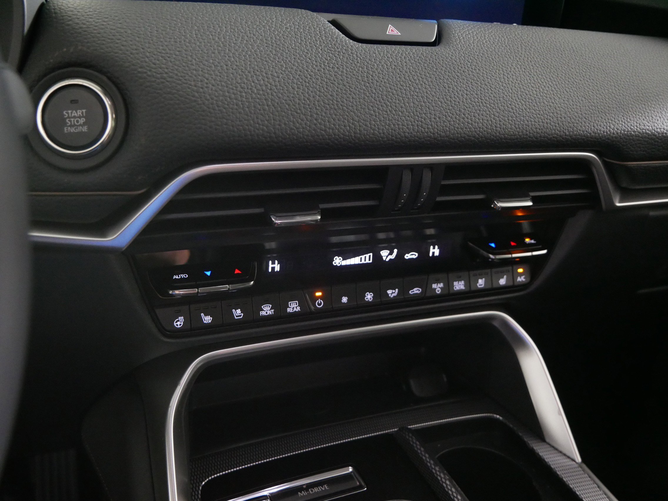 New 2026 MAZDA CX-90 3.3 Turbo w/ Premium Sport Pkg image 7