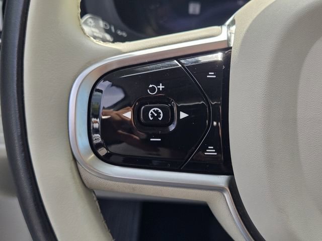 Certified 2023 Volvo XC60 B5 Plus w/ Climate Package AWD/4WD image 26