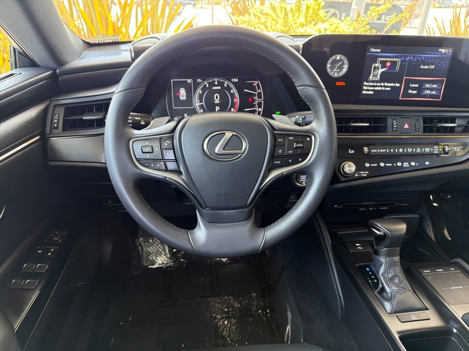 Used 2022 Lexus ES 350 w/ Accessory Package FWD image 16