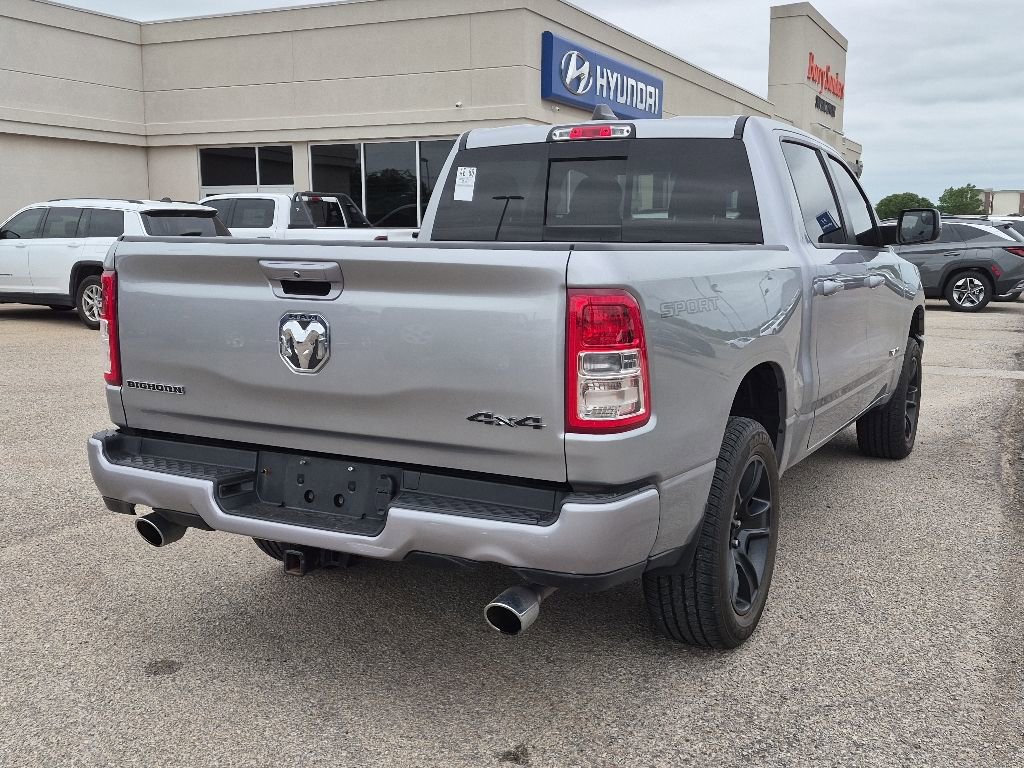 Used 2022 RAM 1500 Big Horn AWD/4WD image 3
