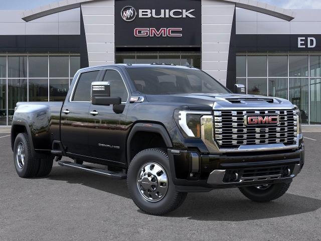New 2026 GMC Sierra 3500 Denali w/ Technology Package image 7