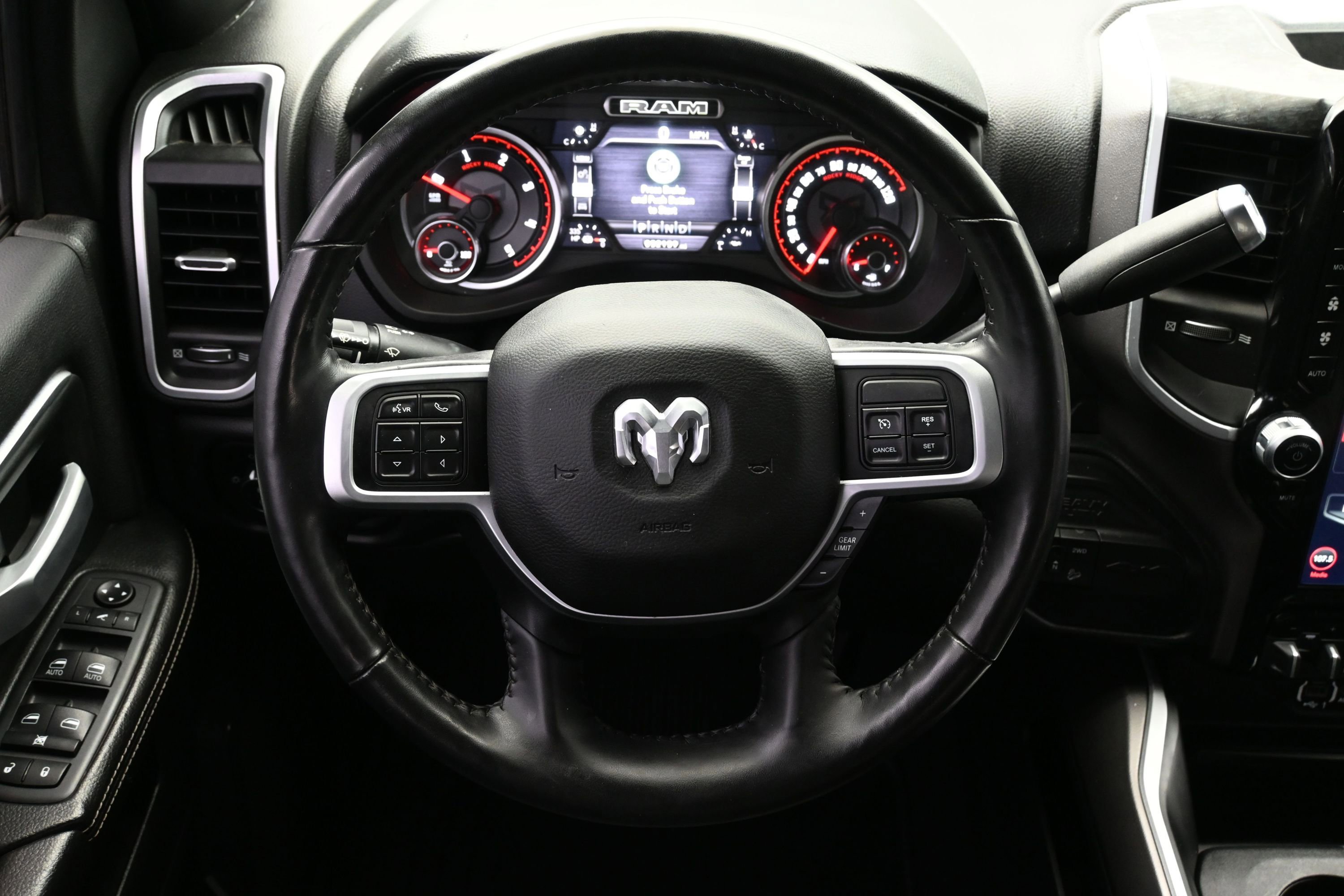Used 2020 RAM 2500 Big Horn w/ Level 2 Equipment Group AWD/4WD image 15