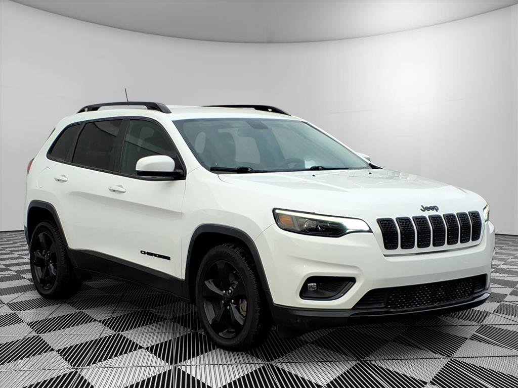 Used 2020 Jeep Cherokee Latitude Plus image 1