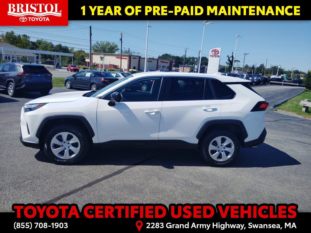 Certified 2025 Toyota RAV4 LE AWD/4WD image 4