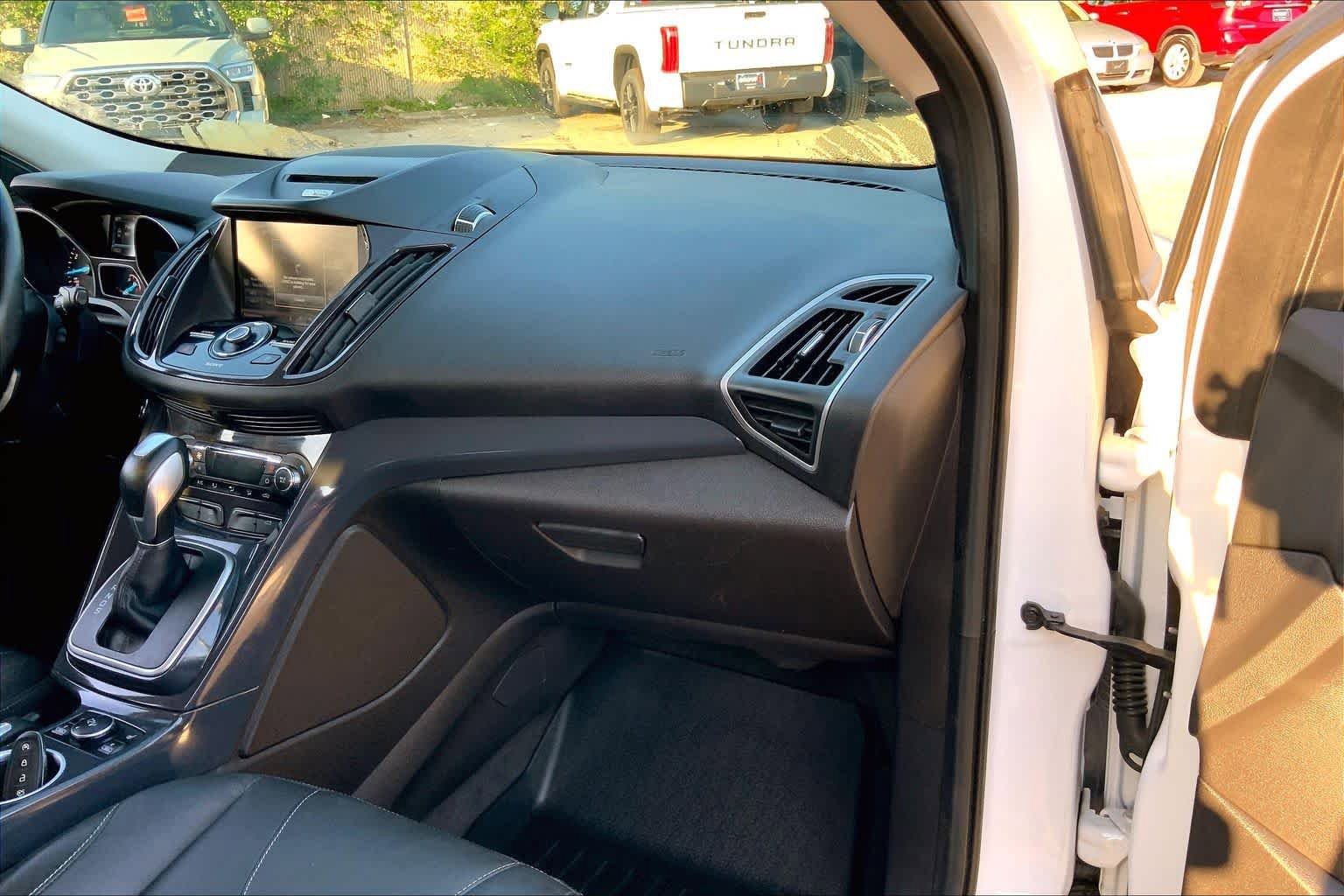 Used 2013 Ford Escape Titanium FWD image 19